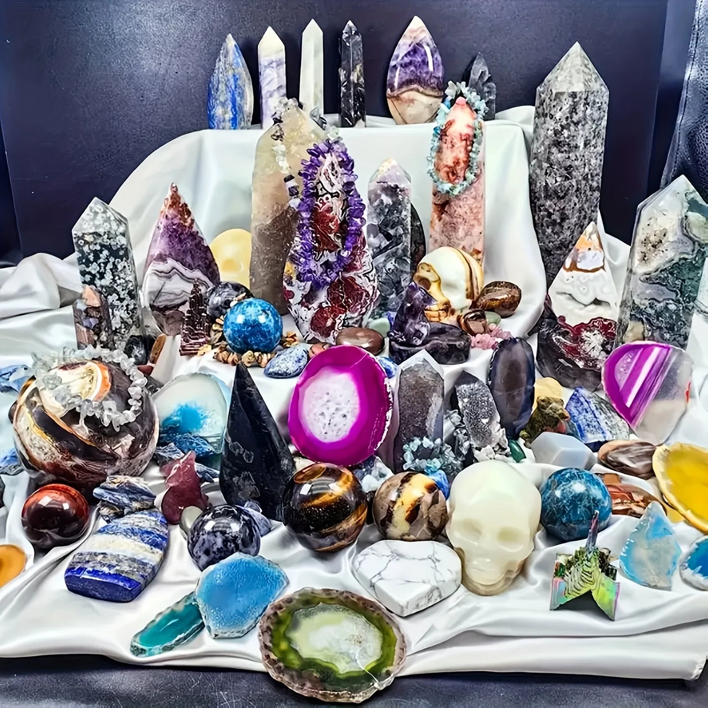 CrystalHola Mixed Stone Gift Box With Towers Spheres Carvings